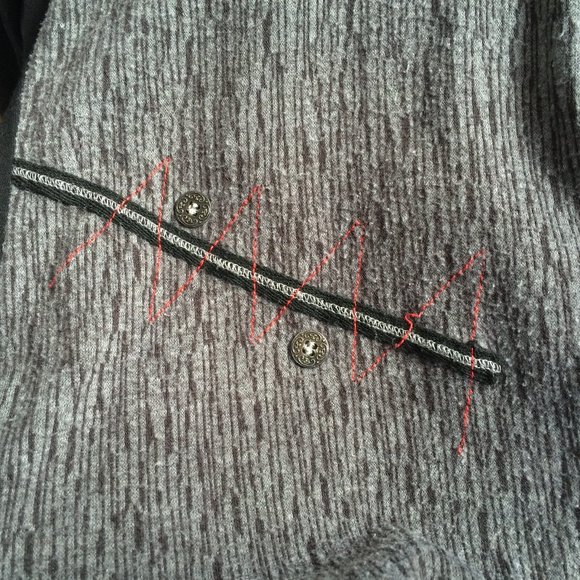 Dolcezza Womens Top Pullover Large Multicolor Assymmetrical Hem Long Sleeve - Picture 5 of 6